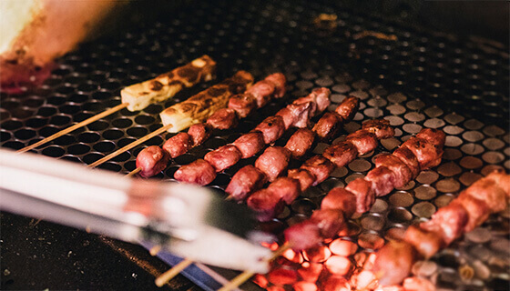 Churrasco e serviço de churrasqueiro